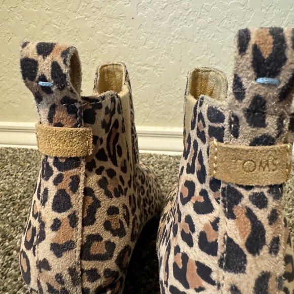 TOMS kelsey leopard bootie size 8.5 new no tags - Picture 4 of 6